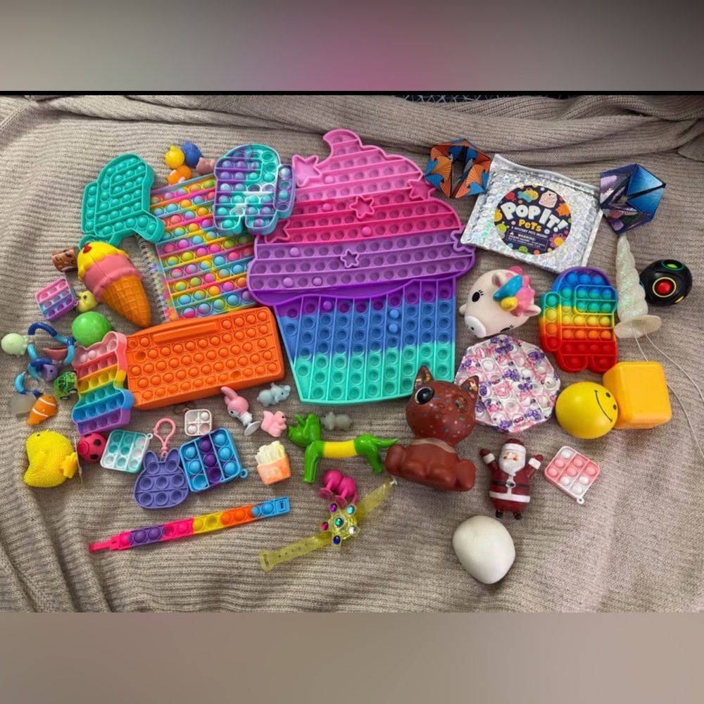 POP Fit Rainbow Puzzle and Fidget Toy Collection